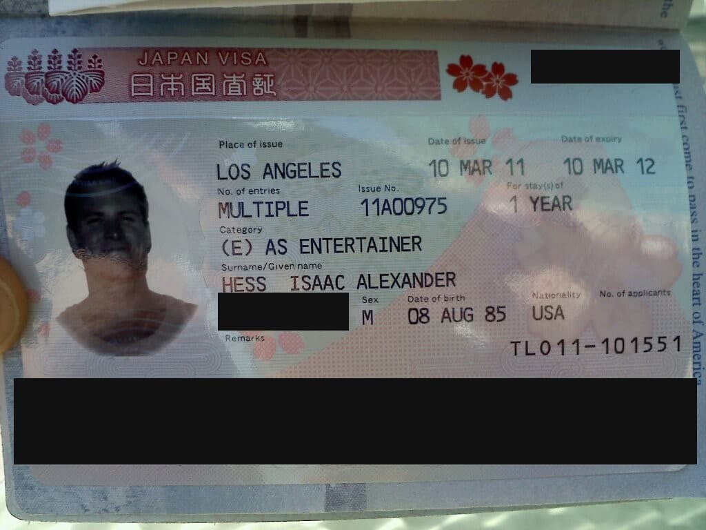 The Japanese entertainer visa Isaac Hess obtained in March 2011, the same month the Diamondbacks passed on him