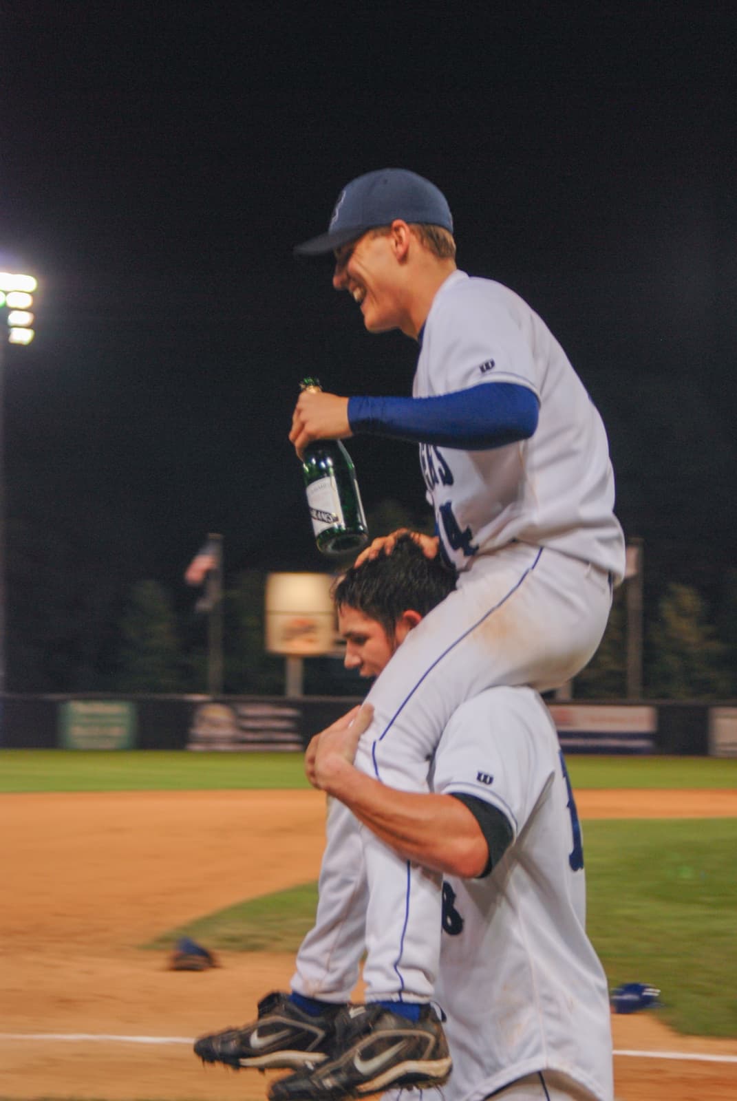 Isaac Hess celebrating on the field after the 2007 championship